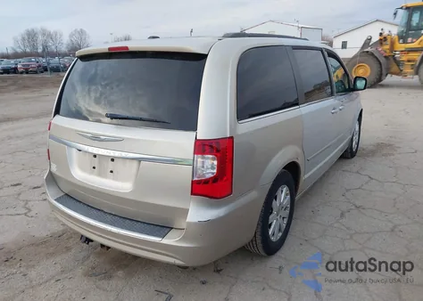 2015 Chrysler Town & Country Touring from USA, damaged, VIN 2C4RC1BG3FR662197